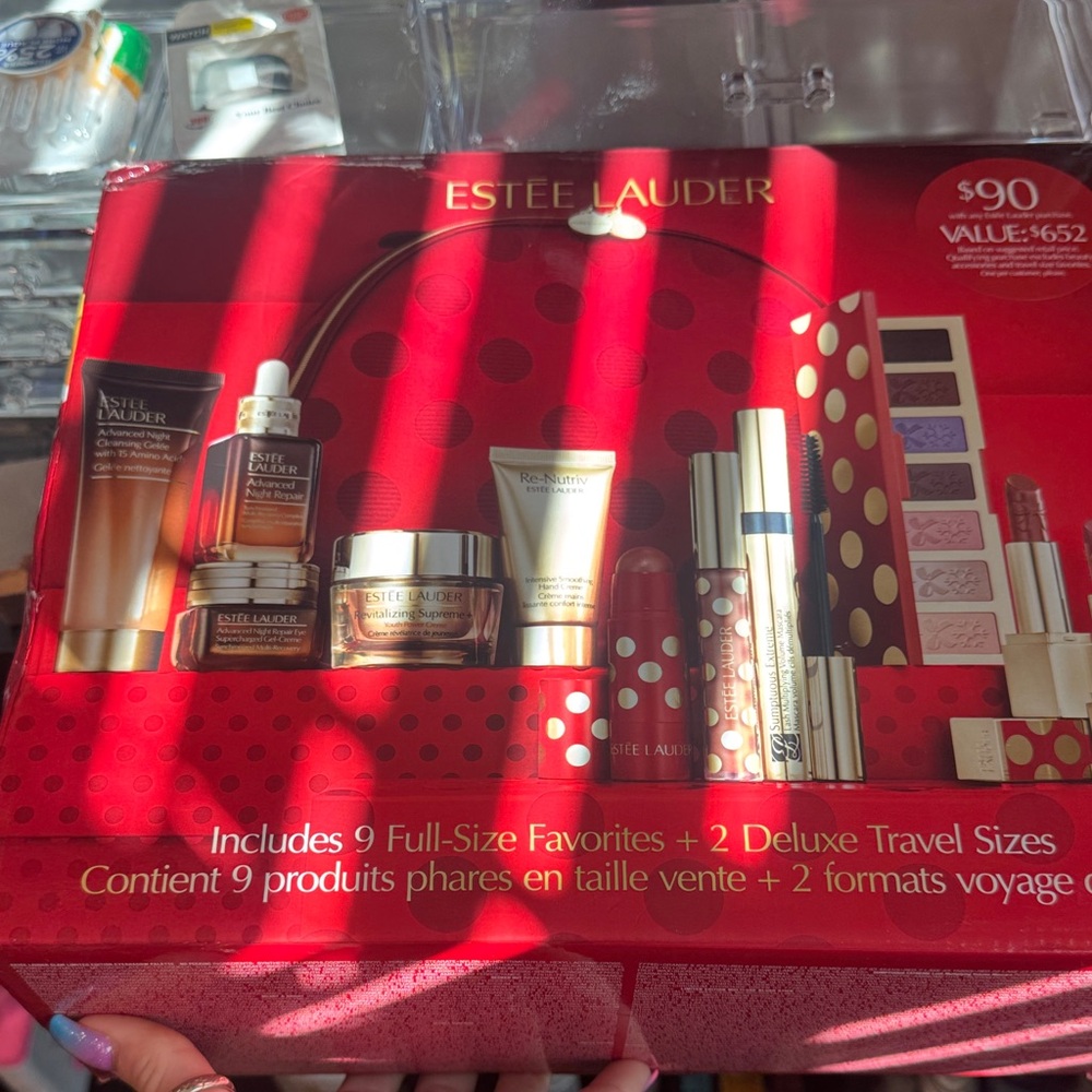 Estee Lauder Red and Gold Beauty Collection